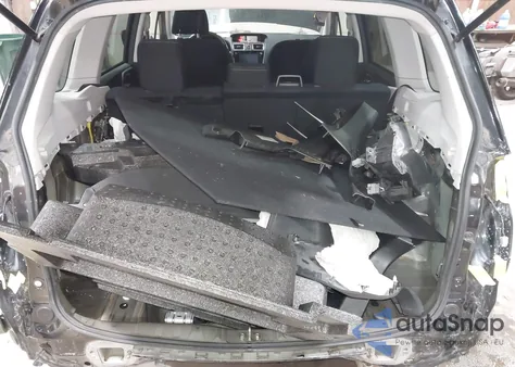 2017 Subaru Forester 2.5I Premium z USA, uszkodzony, nr VIN JF2SJAEC6HH588239